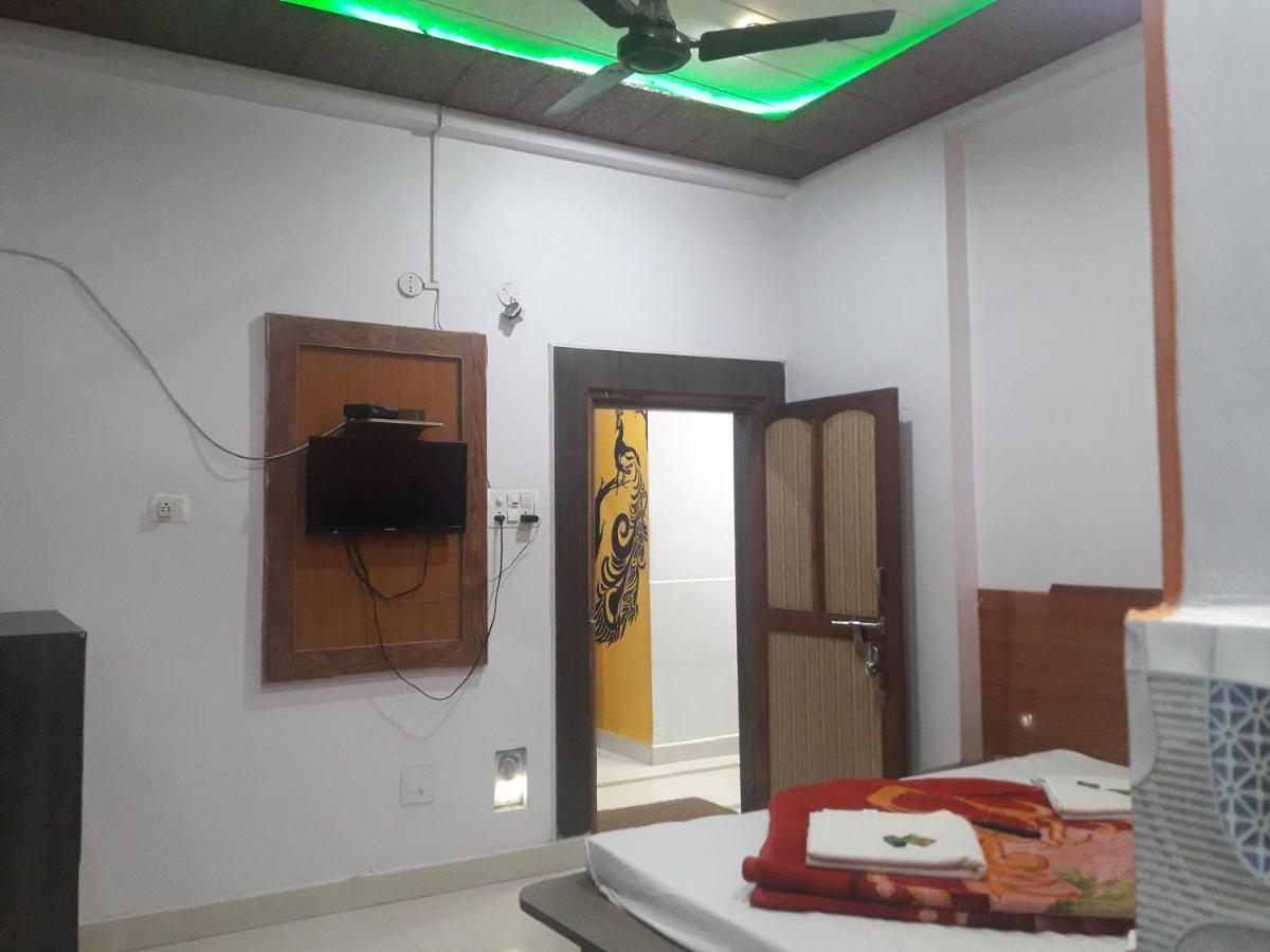 Hotel Rajvihar Pachmarhi ภายนอก รูปภาพ
