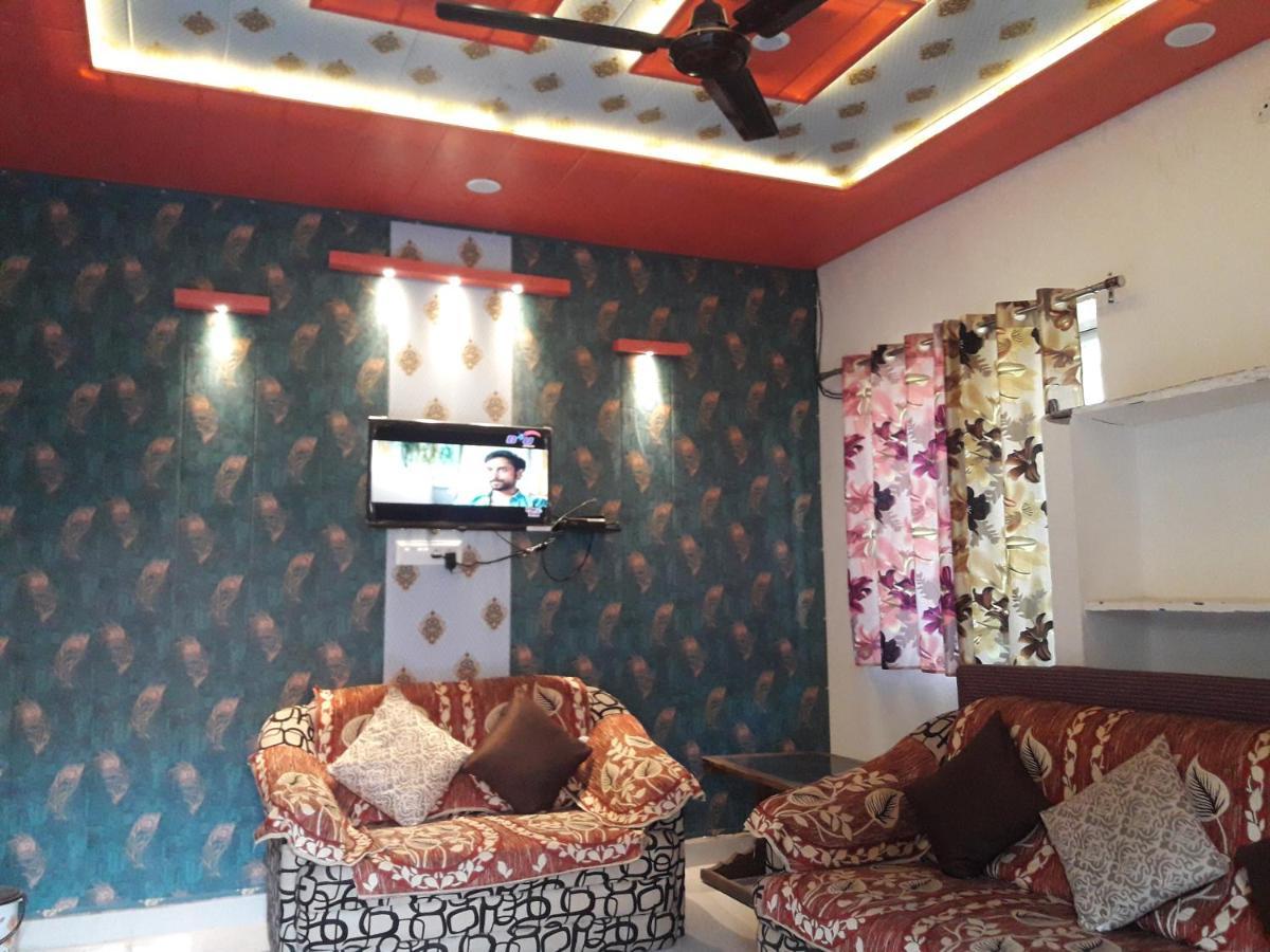 Hotel Rajvihar Pachmarhi ภายนอก รูปภาพ
