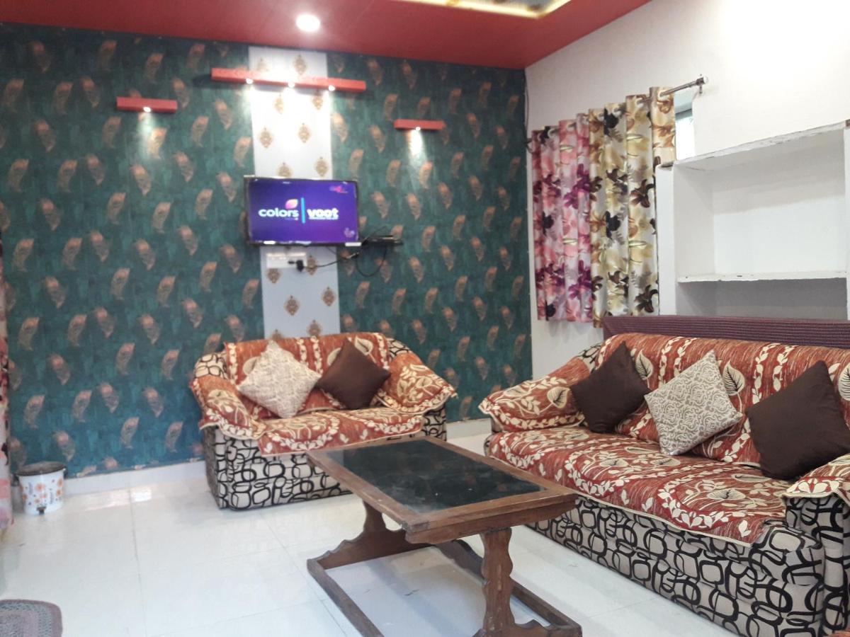 Hotel Rajvihar Pachmarhi ภายนอก รูปภาพ
